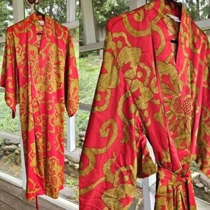 Final Price 🩷 Vintage Natori Red & Gold Kimono Robe